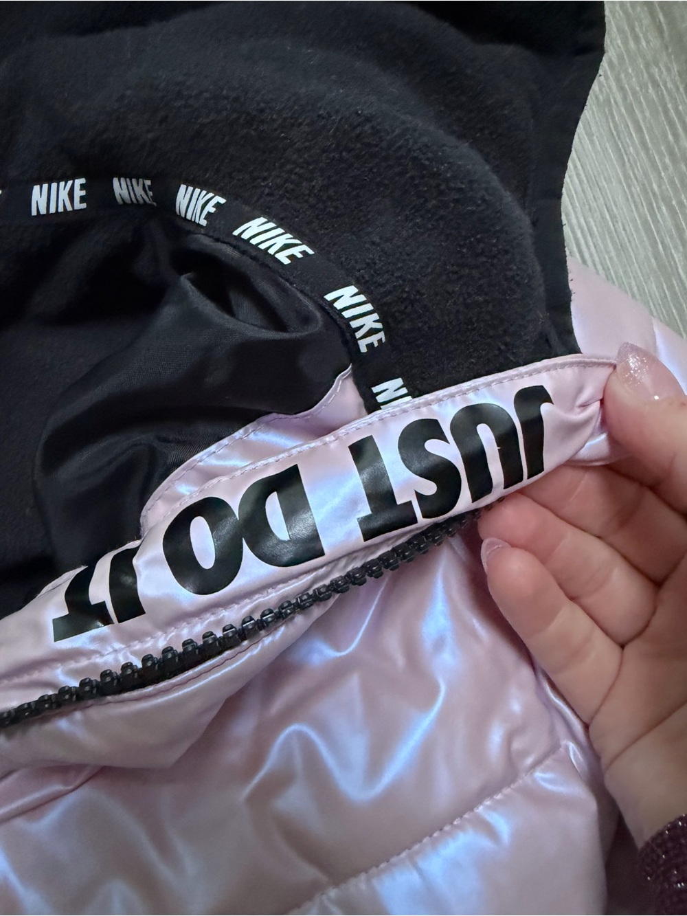 Nike kids girls pink iridescent winter puffer coat black fleece lining - Picture 5 of 8